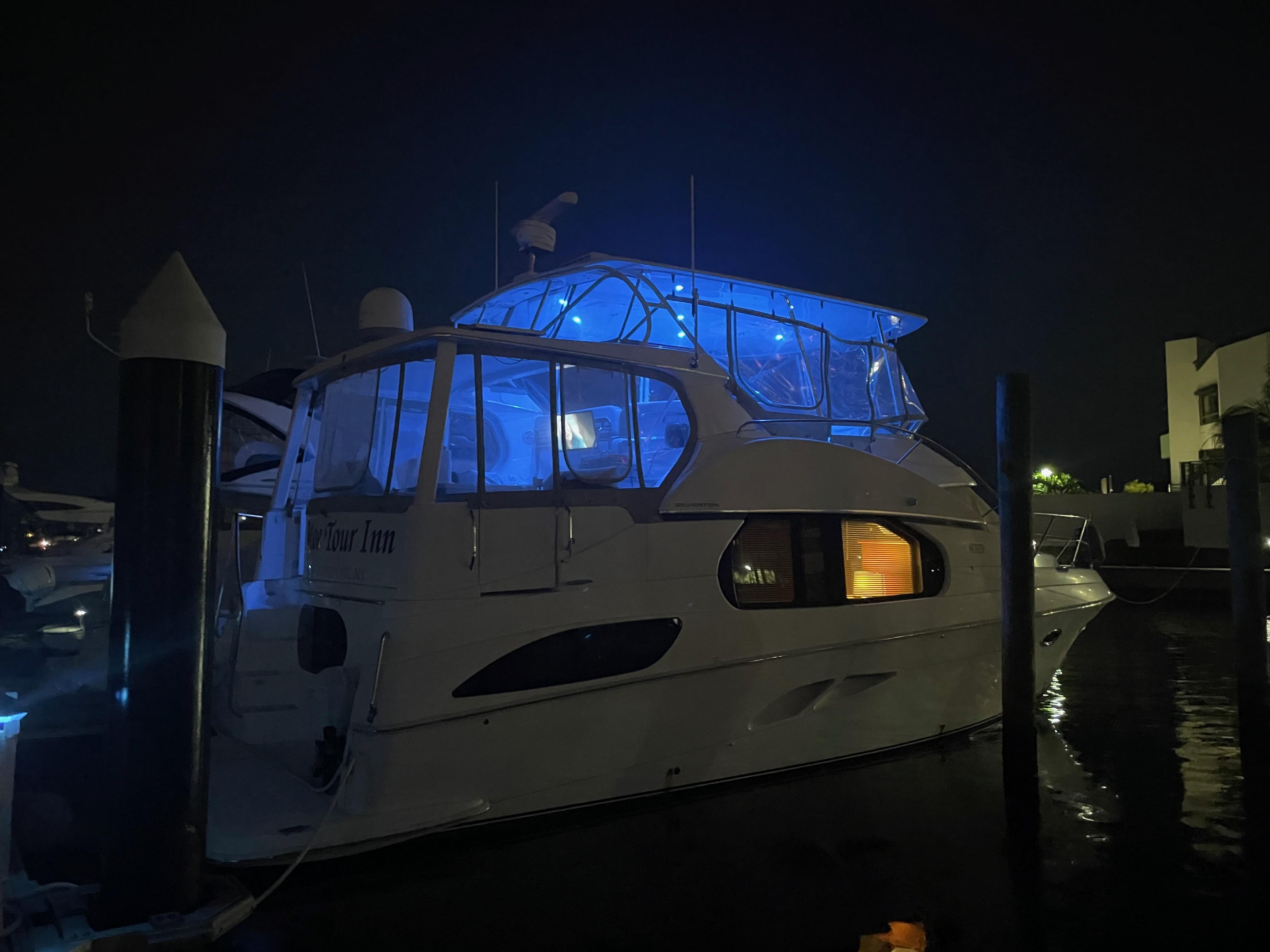 2004-silverton-43-motor-yacht-power-9775435-977516786-0-290420250903-90