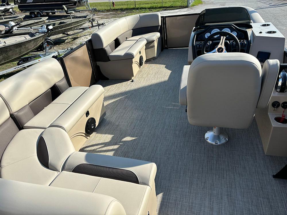 2025 Bentley Legacy 220 Cruise Pontoon
