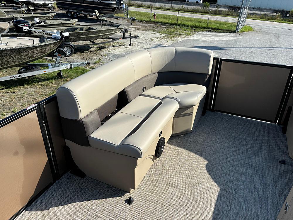 2025 Bentley Legacy 220 Cruise Pontoon