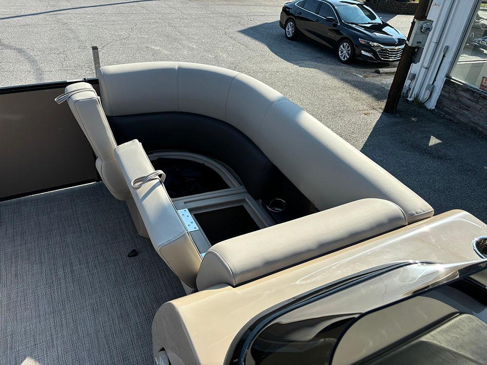 2025 Bentley Legacy 220 Cruise Pontoon
