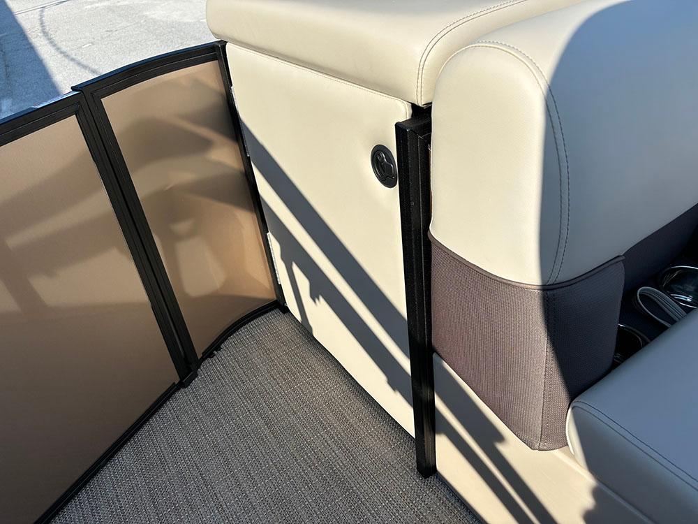 2025 Bentley Legacy 220 Cruise Pontoon