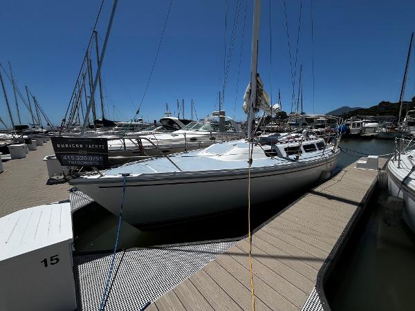 1983 Catalina 36