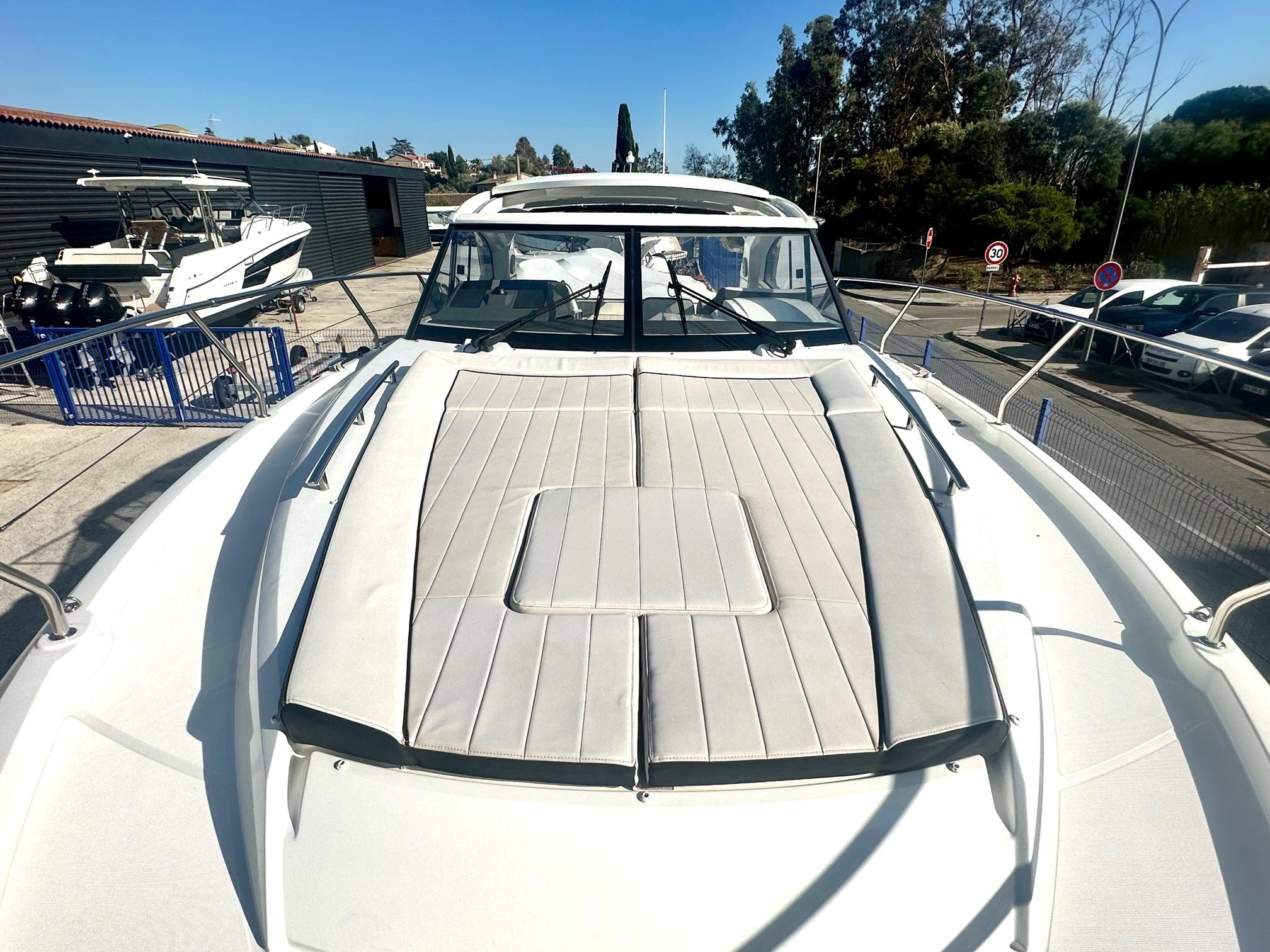 Jeanneau Leader 36
