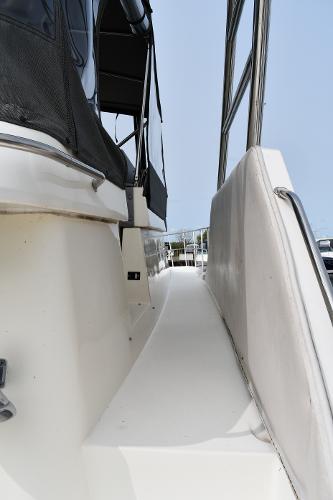 42' Cruisers Yachts, Listing Number 100857655, - Photo No. 14
