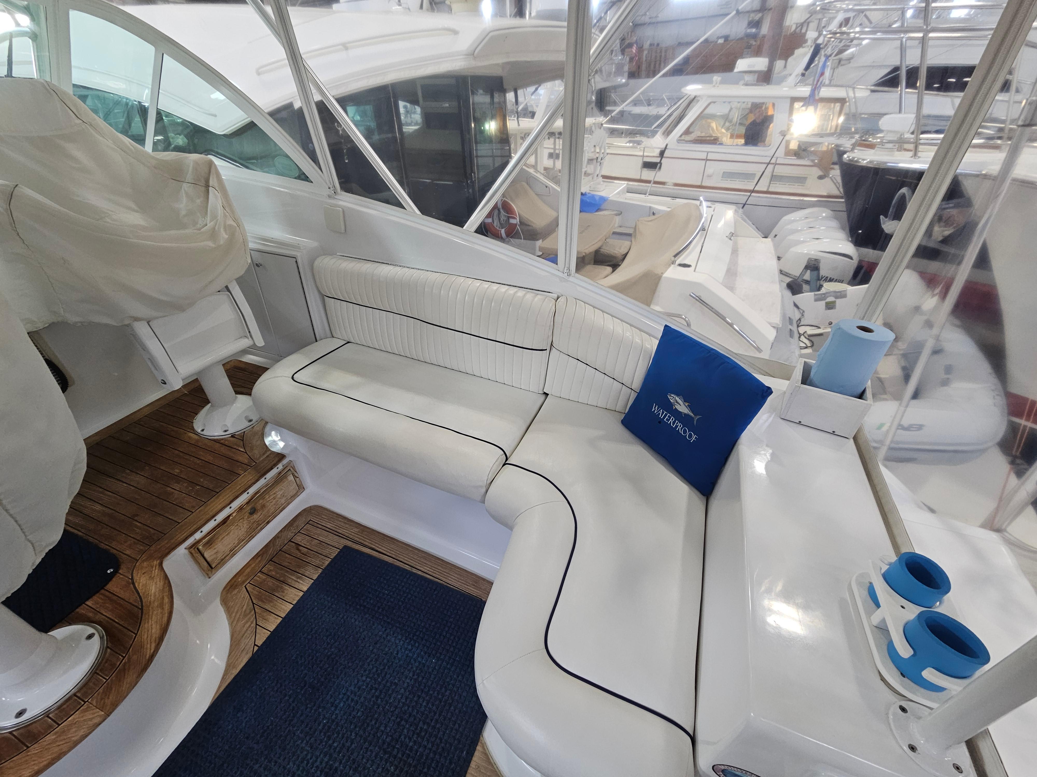 2001-davis-boatworks-45-express-power-9655460-20250117064413422-1_XLARGE