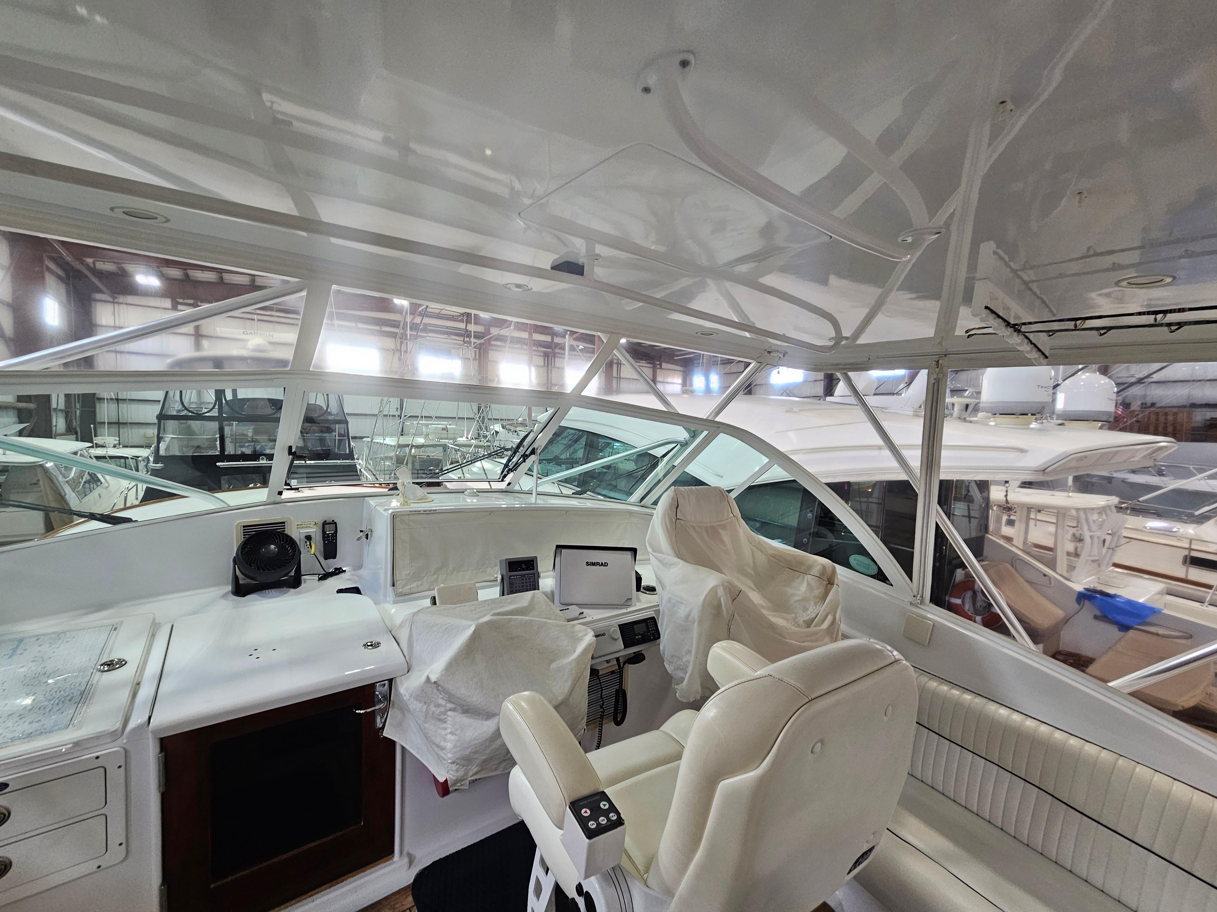 2001-davis-boatworks-45-express-power-9655460-20250117064423656-1_XLARGE