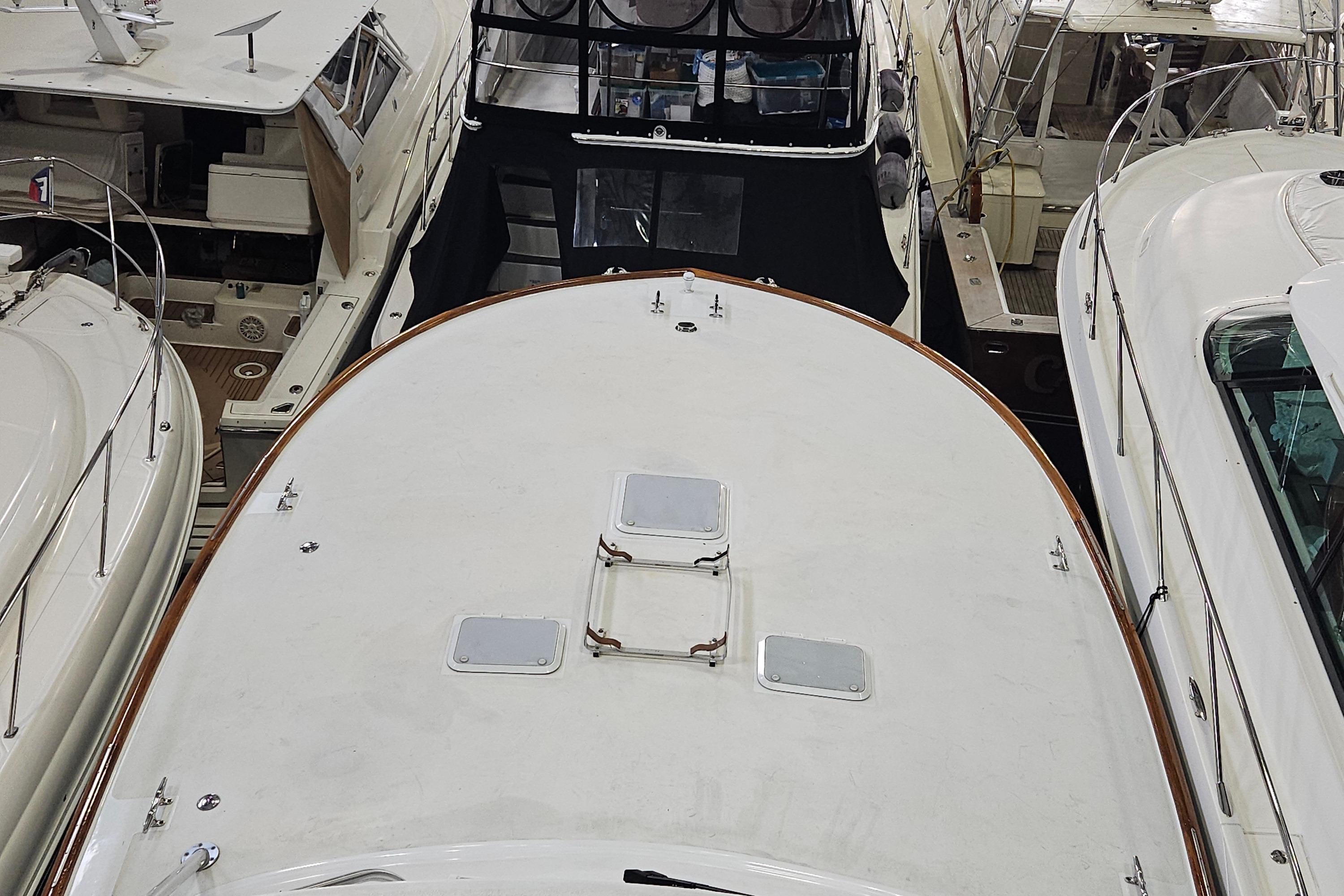 2001-davis-boatworks-45-express-power-9655460-20250117064503537-1_XLARGE