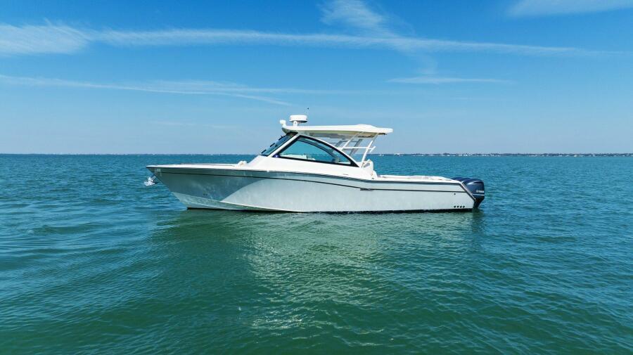 2016-grady-white-freedom-375-power-9715465-20250314064753774-1_XLARGE