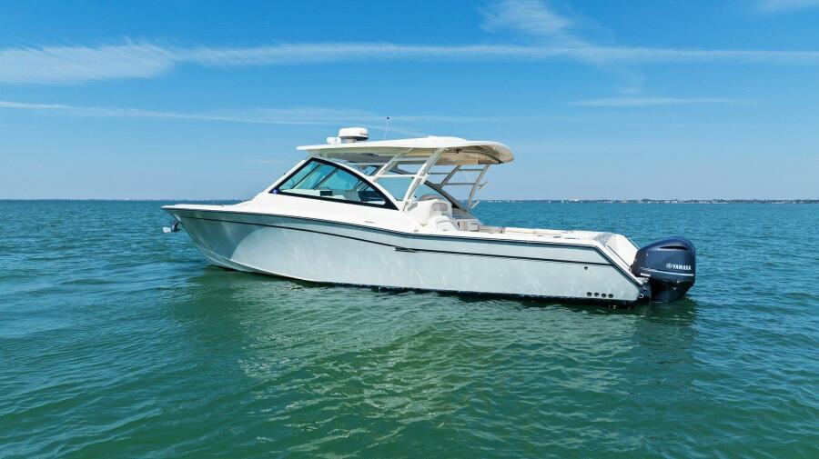 2016-grady-white-freedom-375-power-9715465-20250314064754780-1_XLARGE