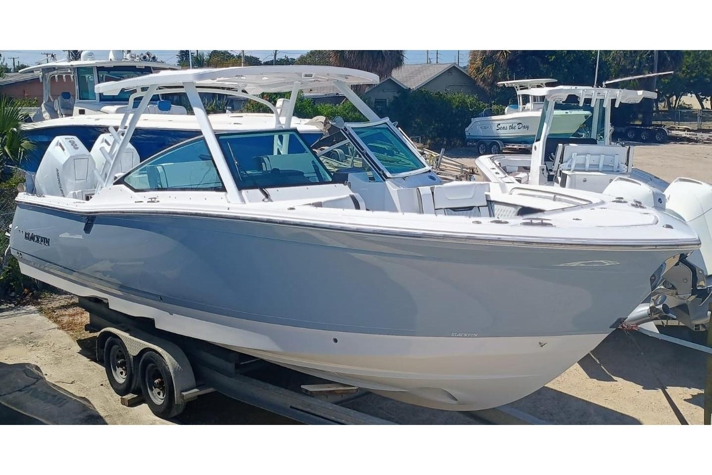 2025-blackfin-302-dc-power-9795469-20250613130327764-1_XLARGE