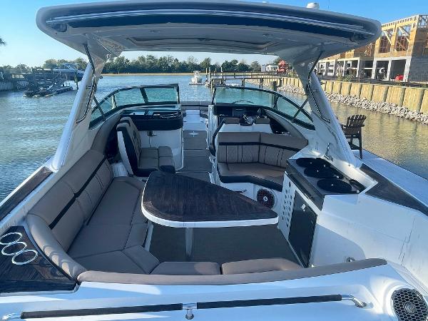 35' Sea Ray, Listing Number 100912750, Image No. 35