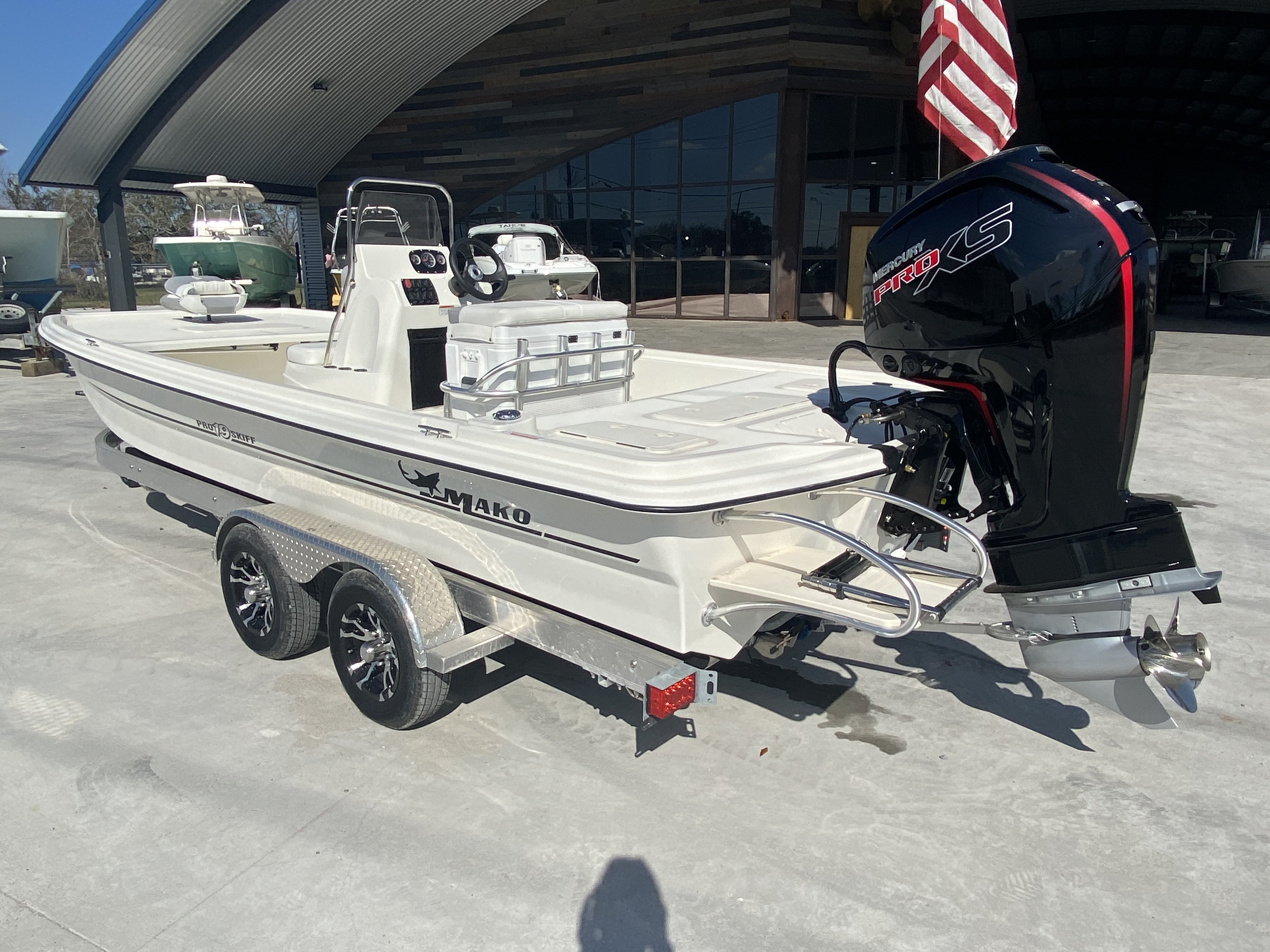 2021 Mako boat for sale, model of the boat is Pro Skiff 19 & Image # 7 of 7