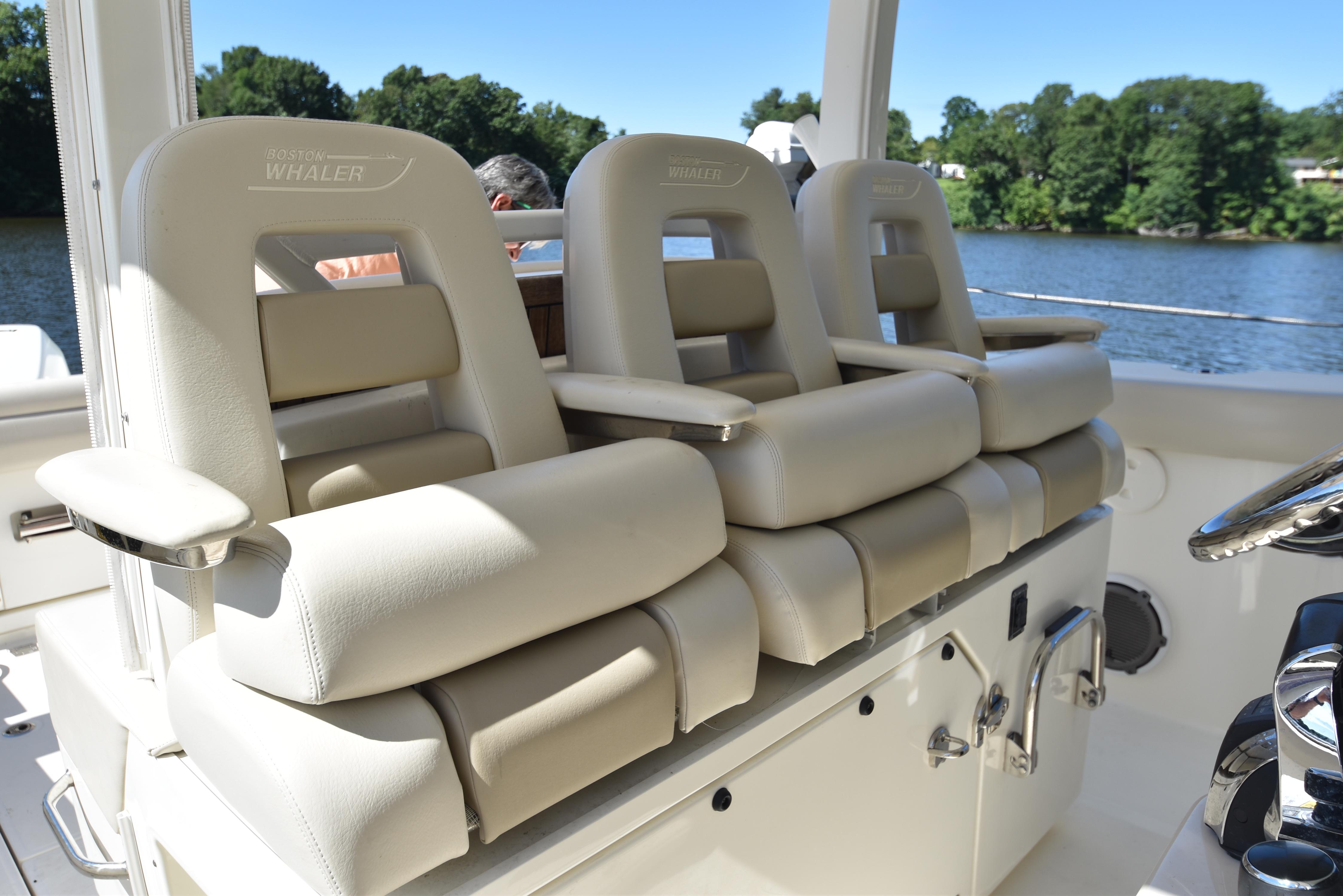 Helm Seating