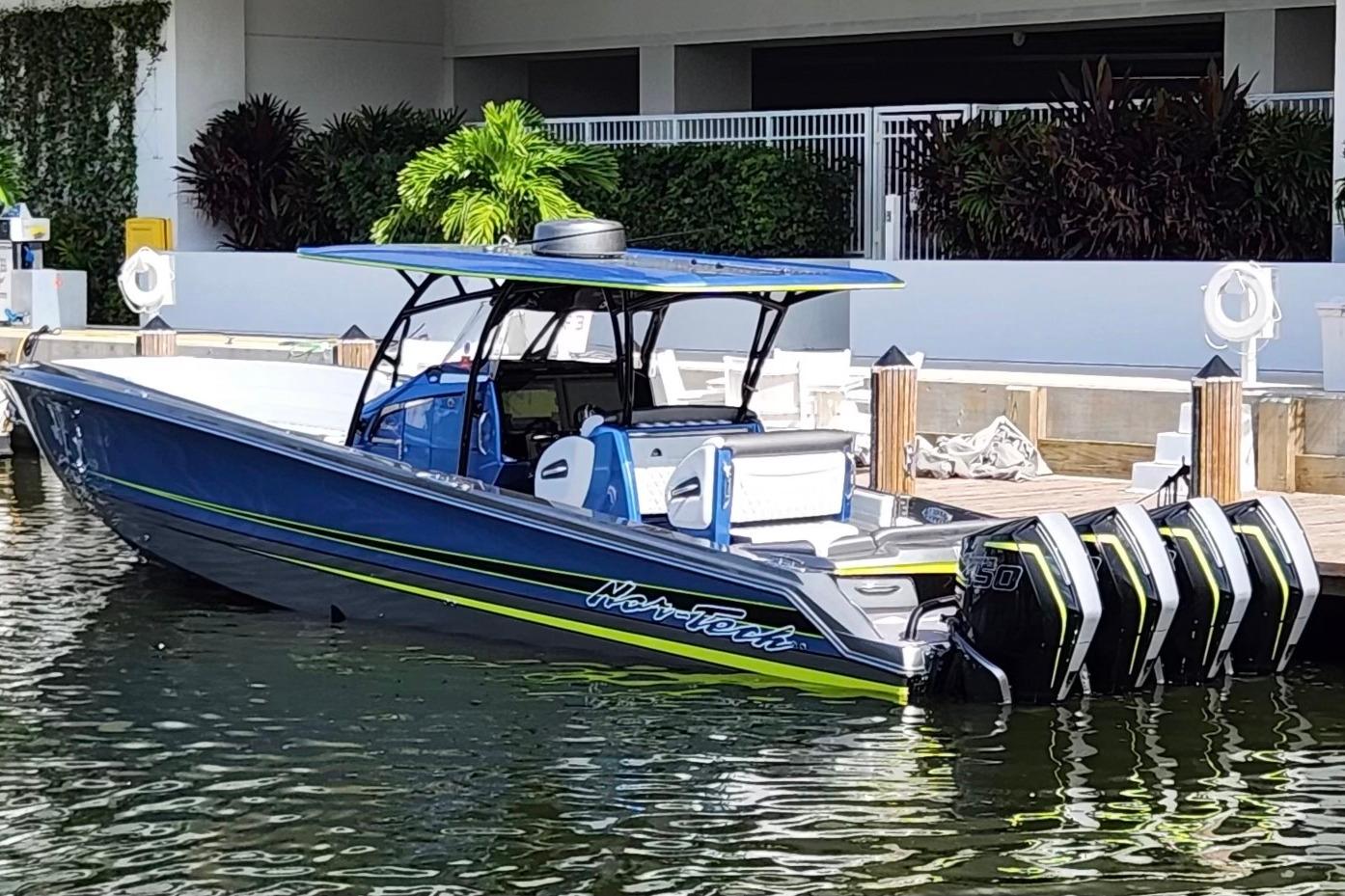 2023 Nor-Tech 390 Sport Center Console