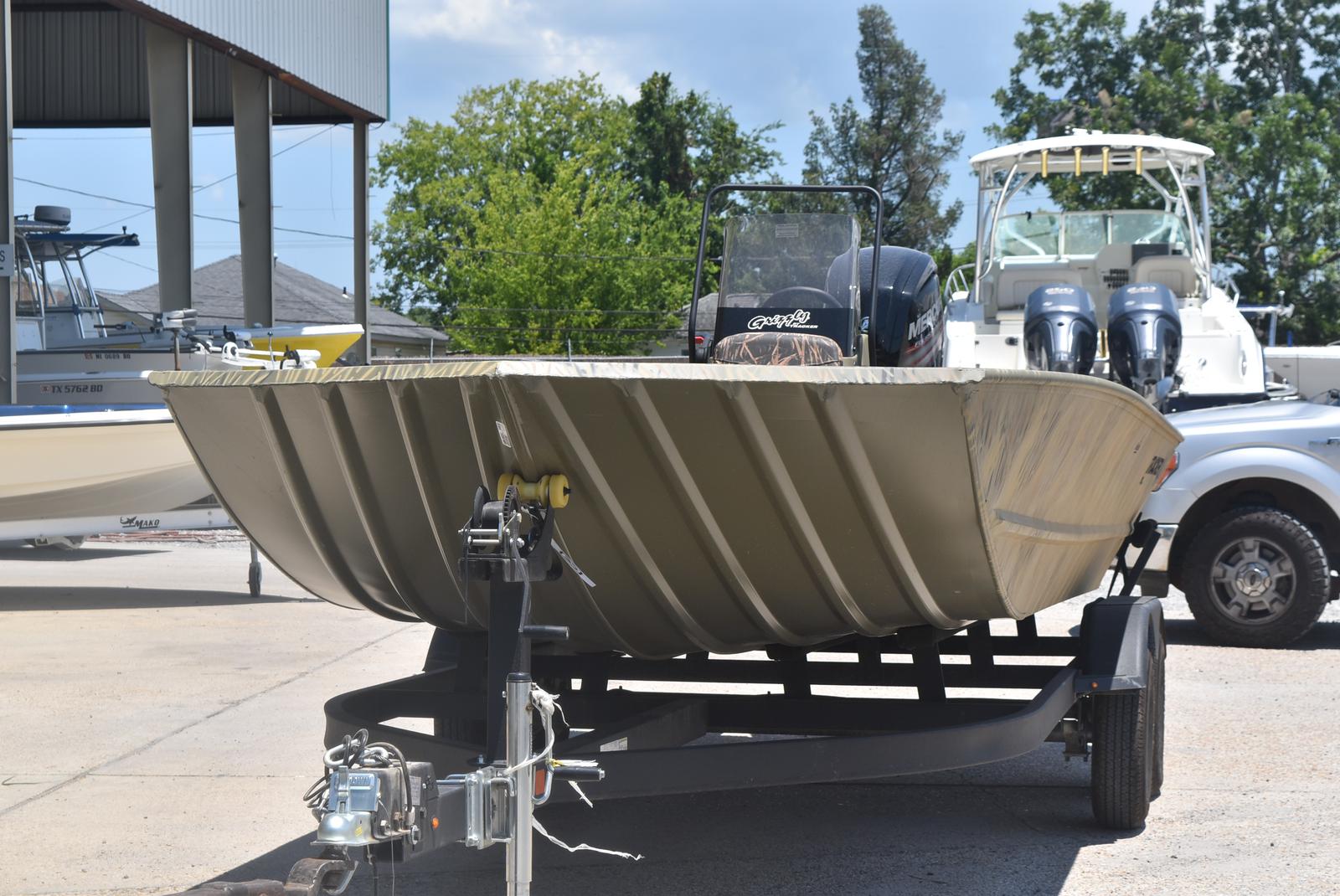 2022 Tracker Boats boat for sale, model of the boat is GRIZZLY 2072 CC, 115 HP & Image # 10 of 10