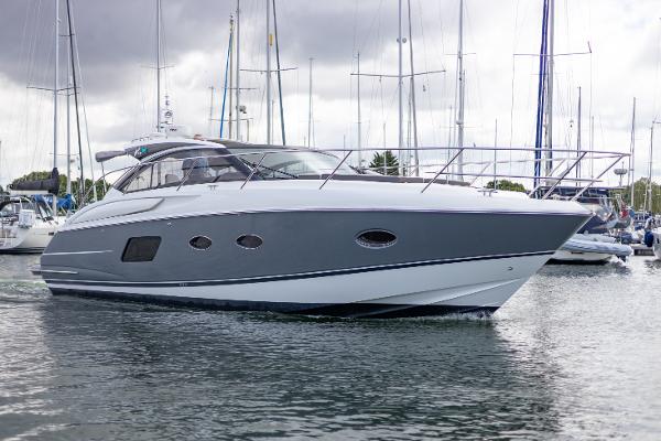 Princess Motor Yacht Sales - Used Princess V39