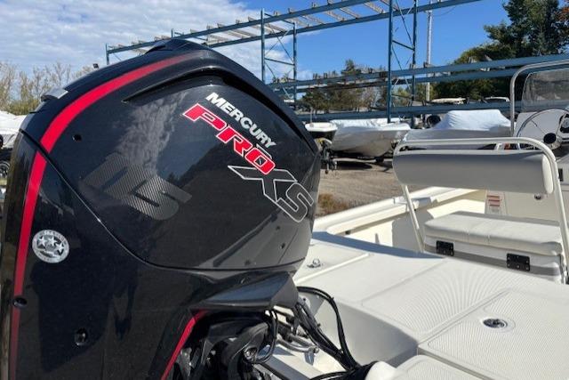 2024 Mako 18 LTS Gallery