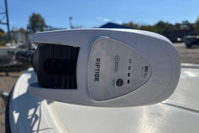 2024 Mako 18 LTS Gallery