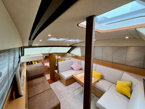 2014 Broom 370