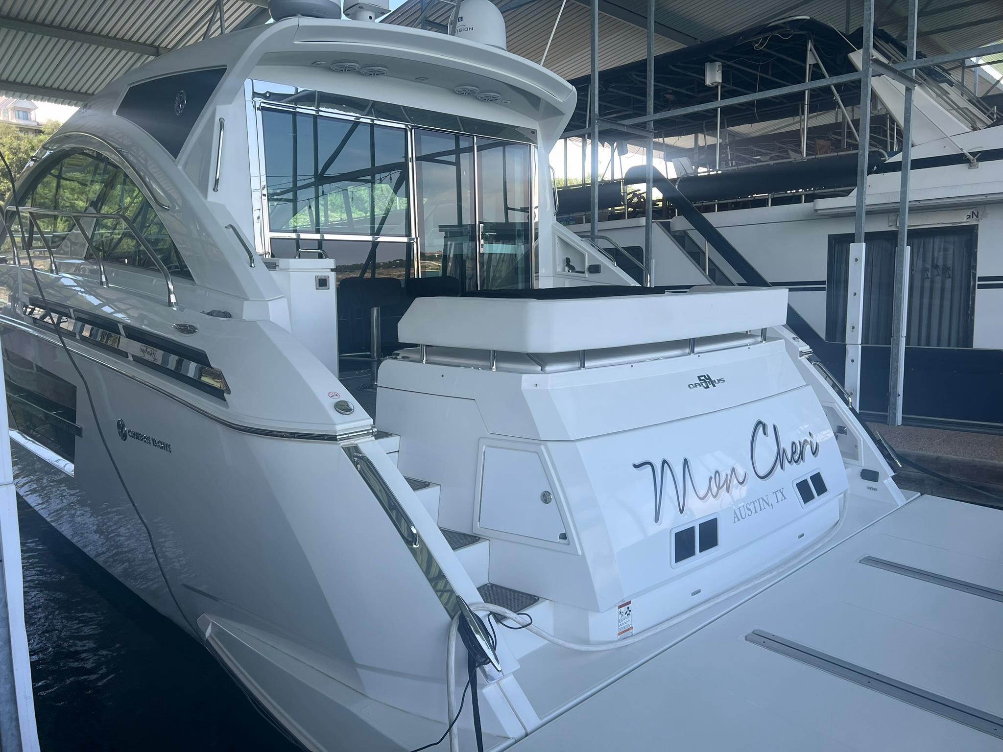 2018-cruisers-yachts-54-cantius-power-9835482-20250611120508539-1_XLARGE