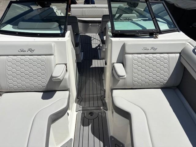 2021 Sea Ray SDX 270 Outboard interior with luxurious seating and sleek design.