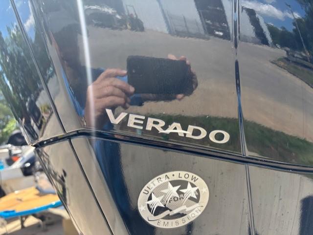 2021 Sea Ray SDX 270 Outboard with Verado engine, ultra-low emission badge.