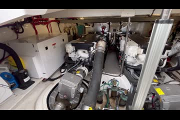 Regal 42-SPORT-COUPE video