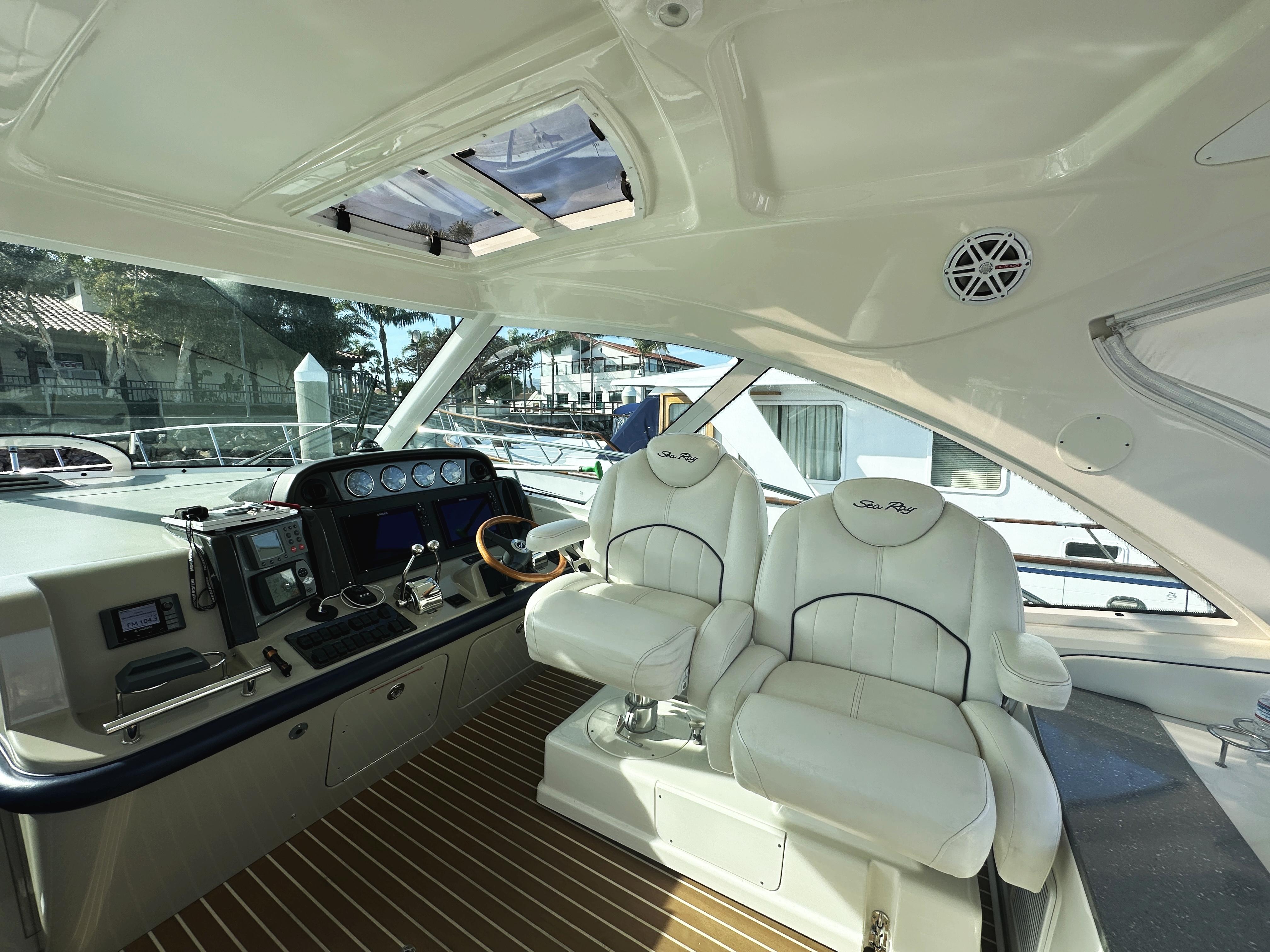 2006-sea-ray-48-sundancer-power-9705493-20250305160325439-1_XLARGE