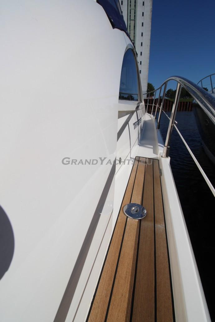 2008 Fairline Targa 38 large 12