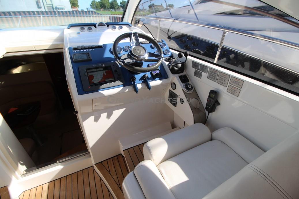 2008 Fairline Targa 38 large 21