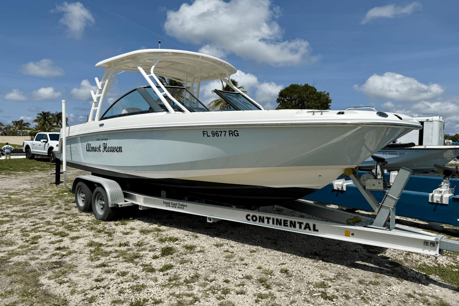 2017-boston-whaler-230-vantage-power-9845499-983786617-0-240620250806-1