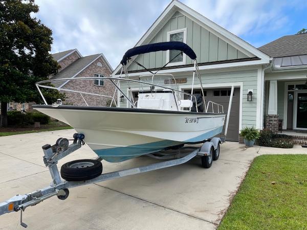 19' Boston Whaler 190 Montauk