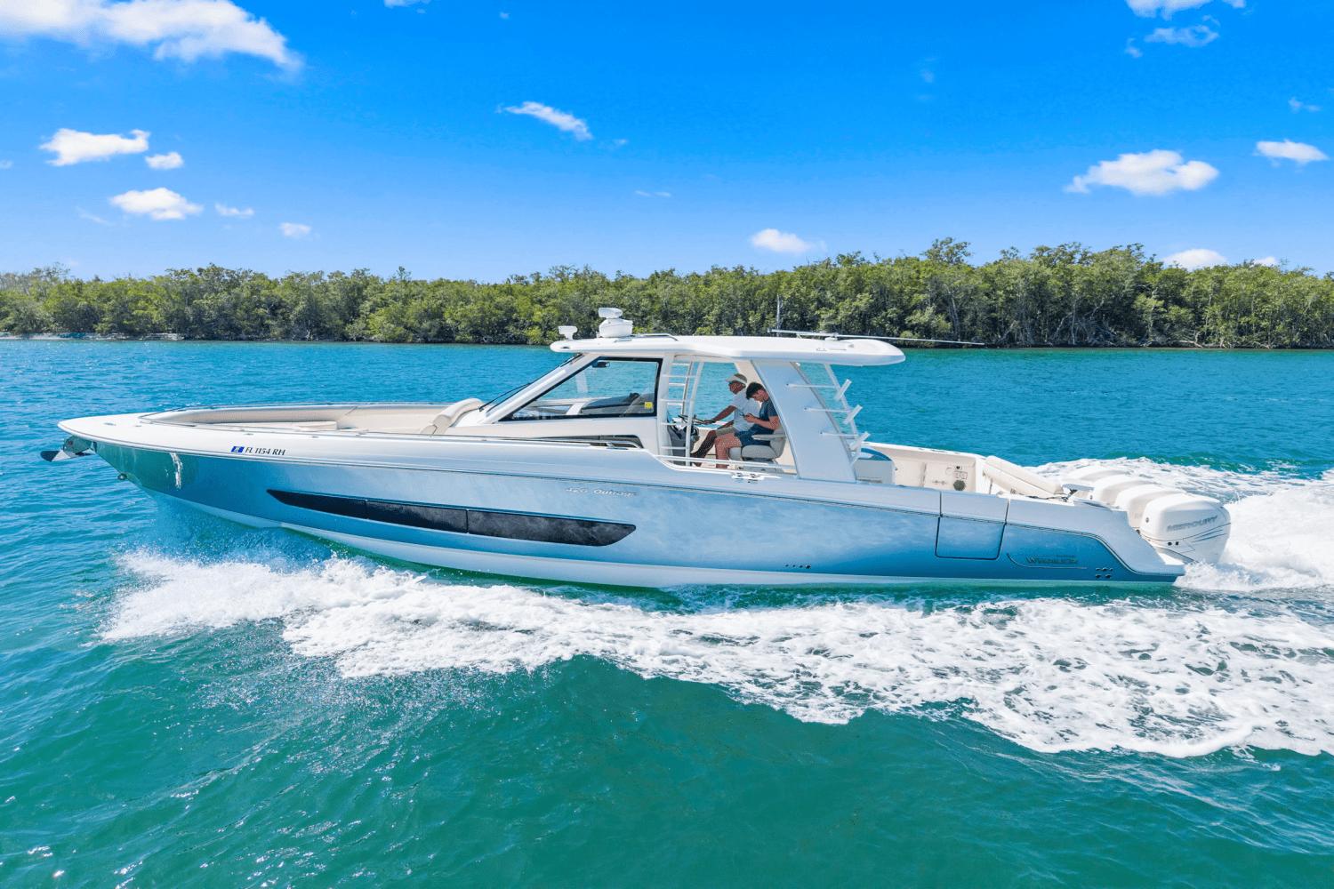 2017-boston-whaler-420-outrage-power-9845501-983288989-0-200620250619-5
