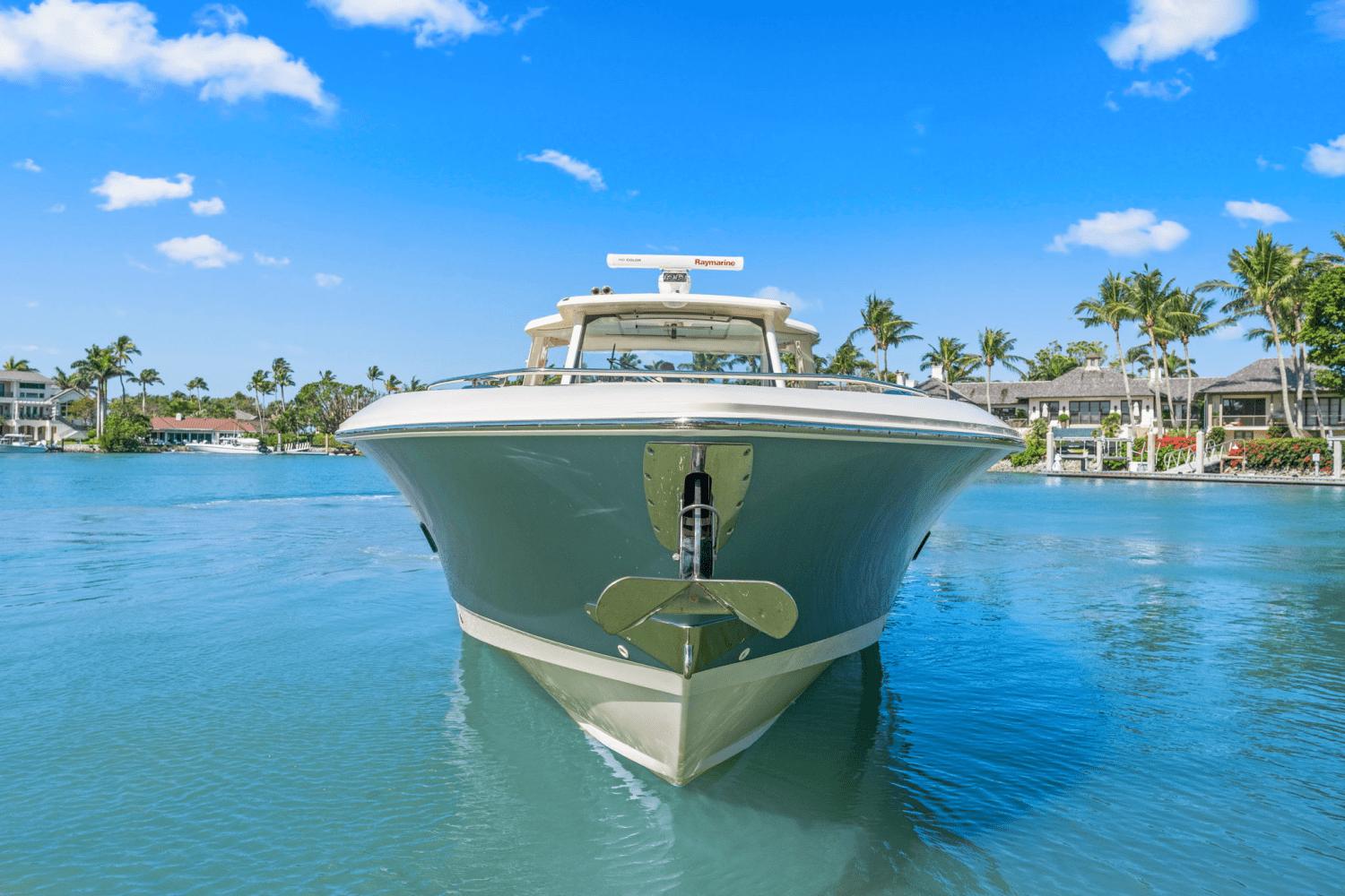 2017-boston-whaler-420-outrage-power-9845501-983289005-0-200620250619-13