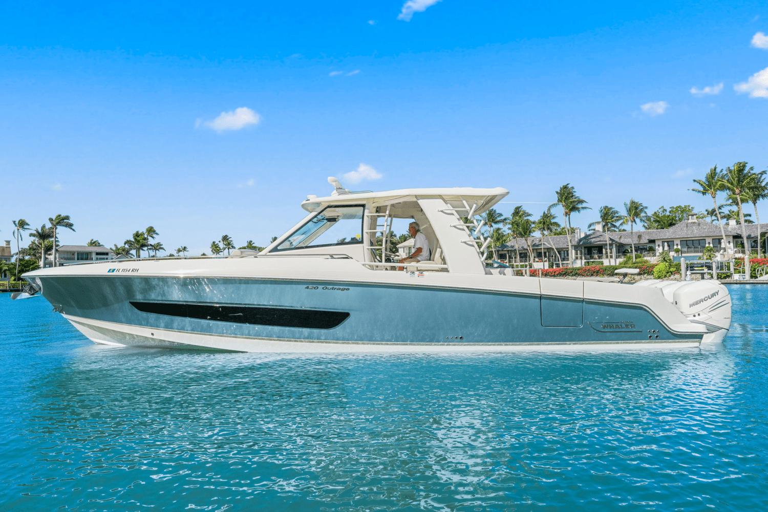 2017-boston-whaler-420-outrage-power-9845501-983289014-0-200620250619-8