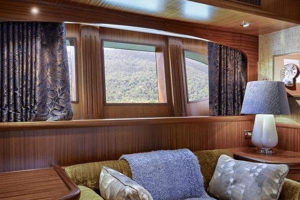 Boat image 59