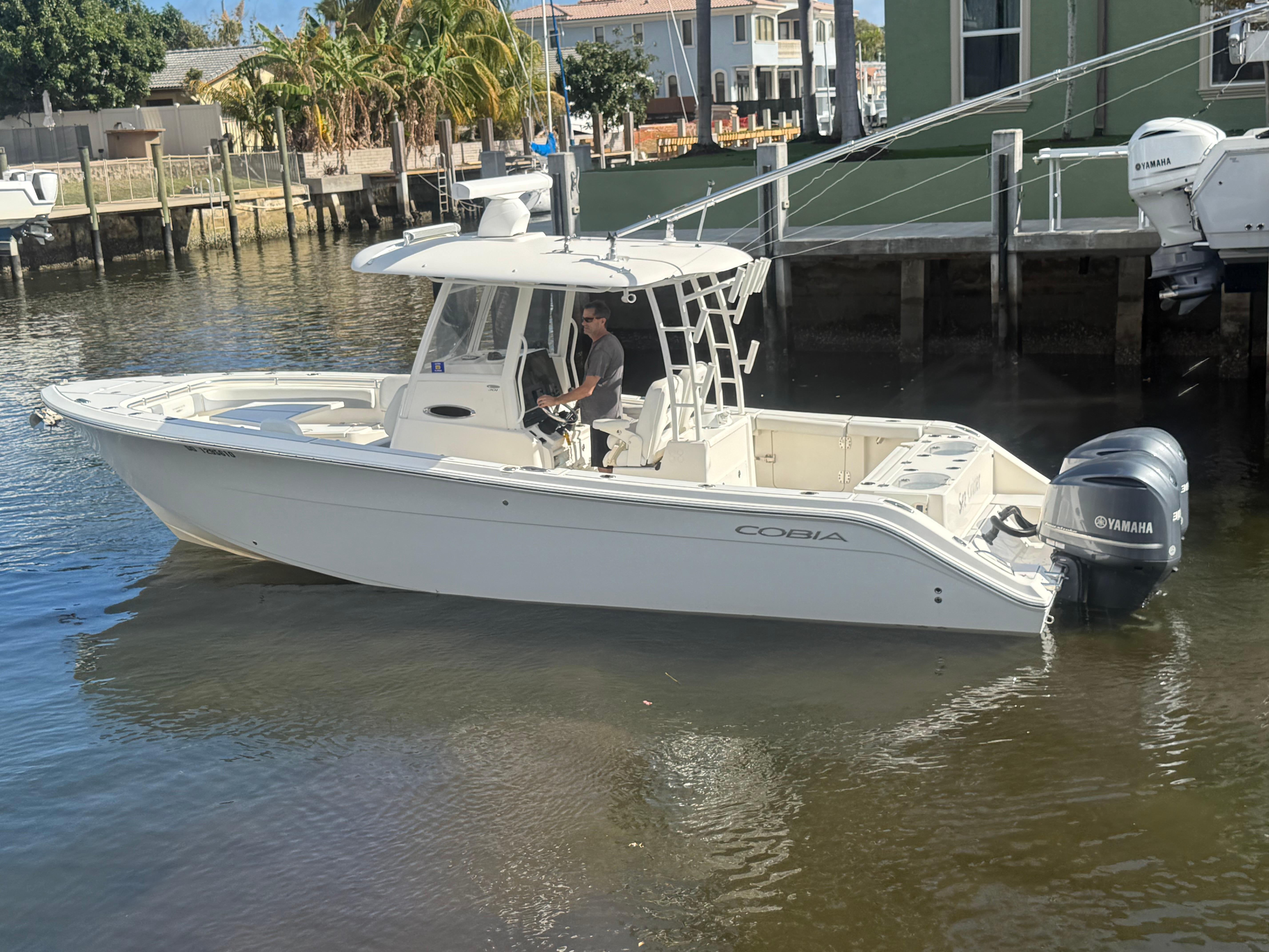 2019-cobia-301-center-console-power-9635519-20241213122128980-1_XLARGE