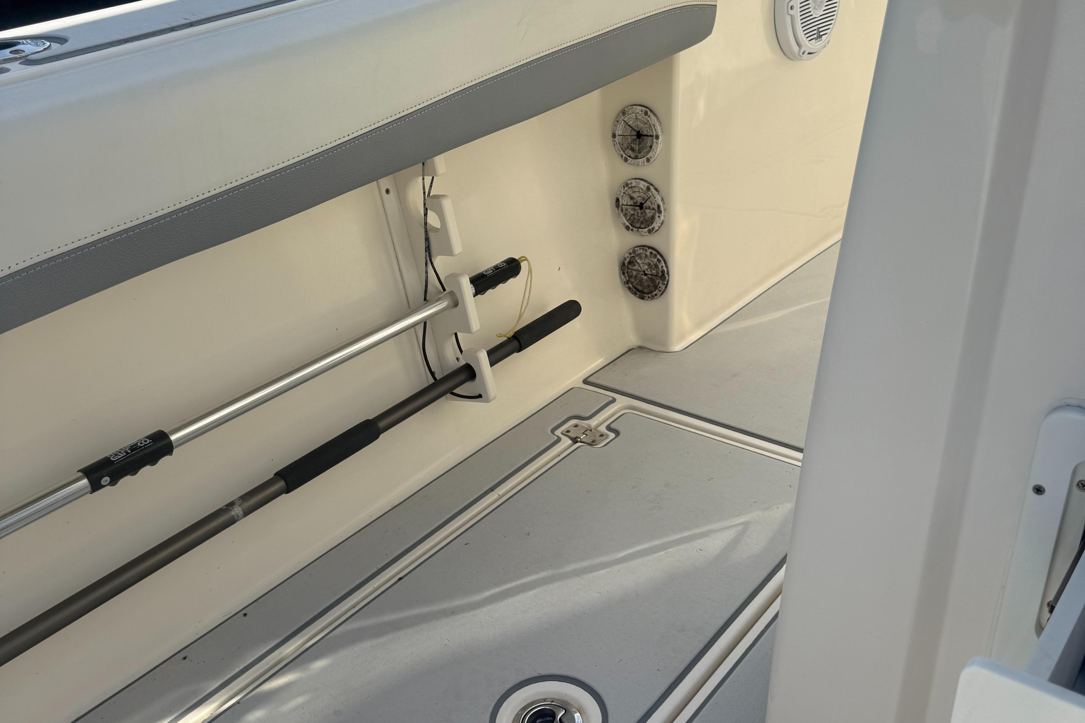 2019-cobia-301-center-console-power-9635519-20241213122237499-1_XLARGE