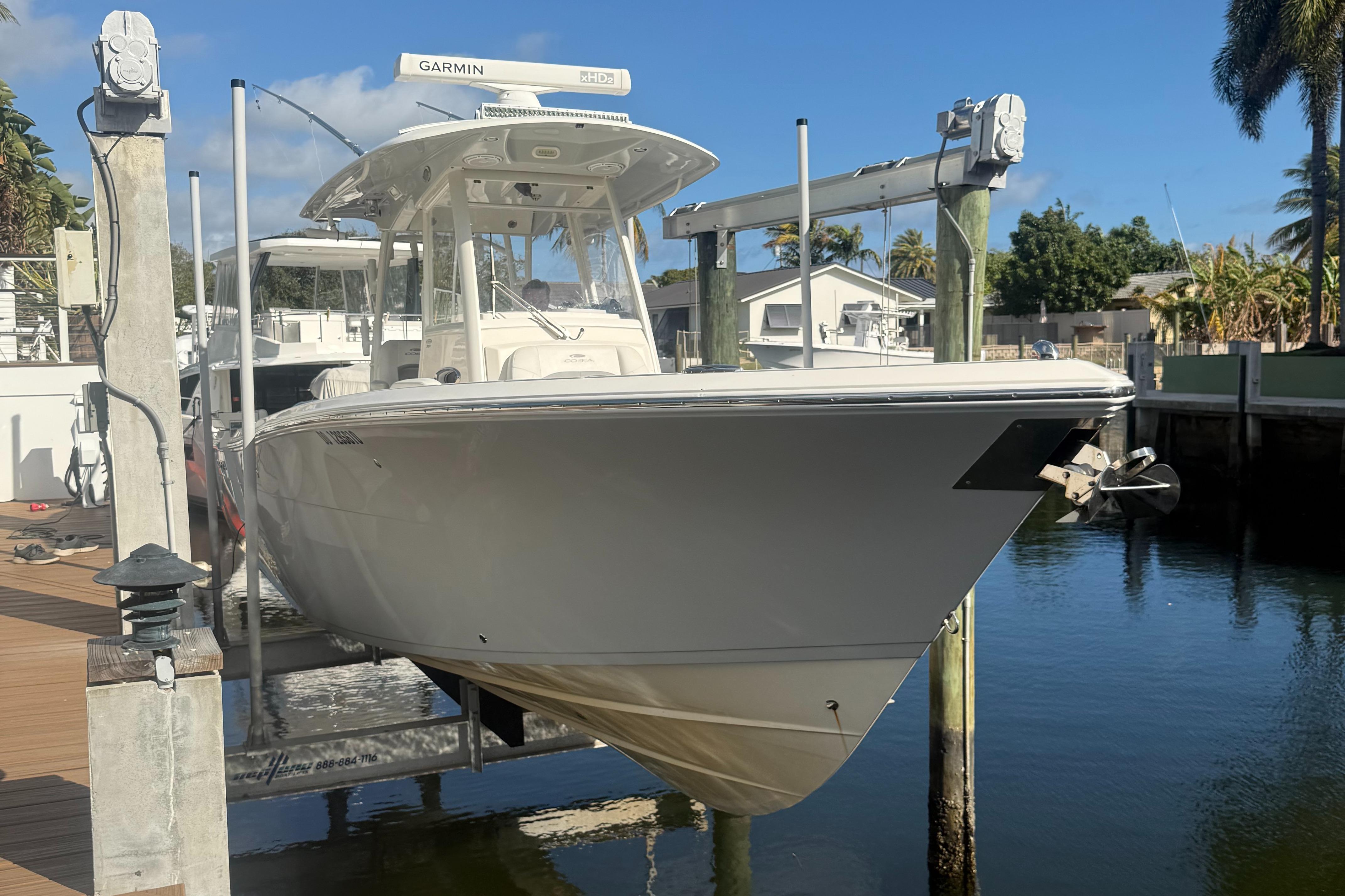 2019-cobia-301-center-console-power-9635519-20241213122243535-1_XLARGE