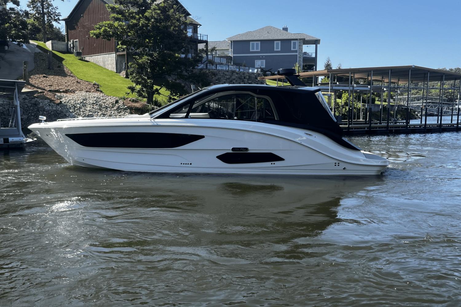 2024 Sea Ray 370 DA