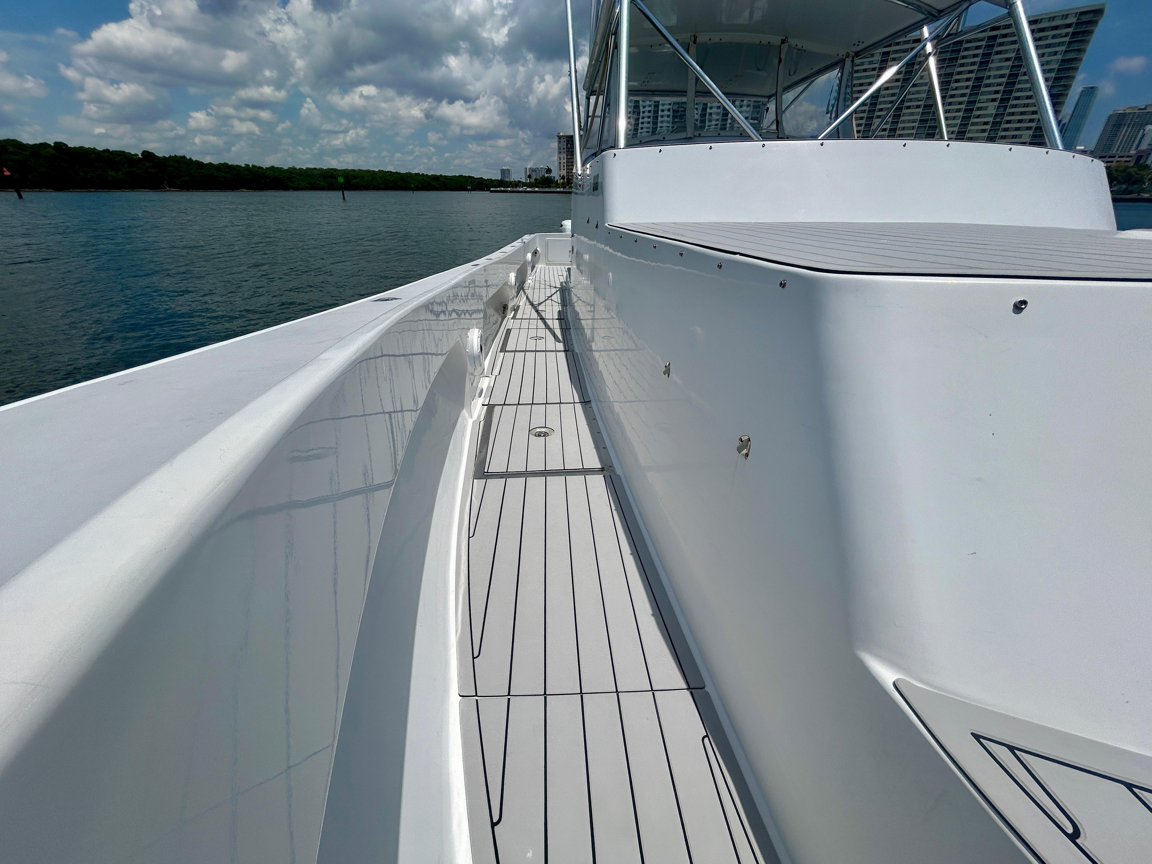 Chesapeake-53 Center Console 2017-Highly Migratory FL-US-9795522 | Thumbnail