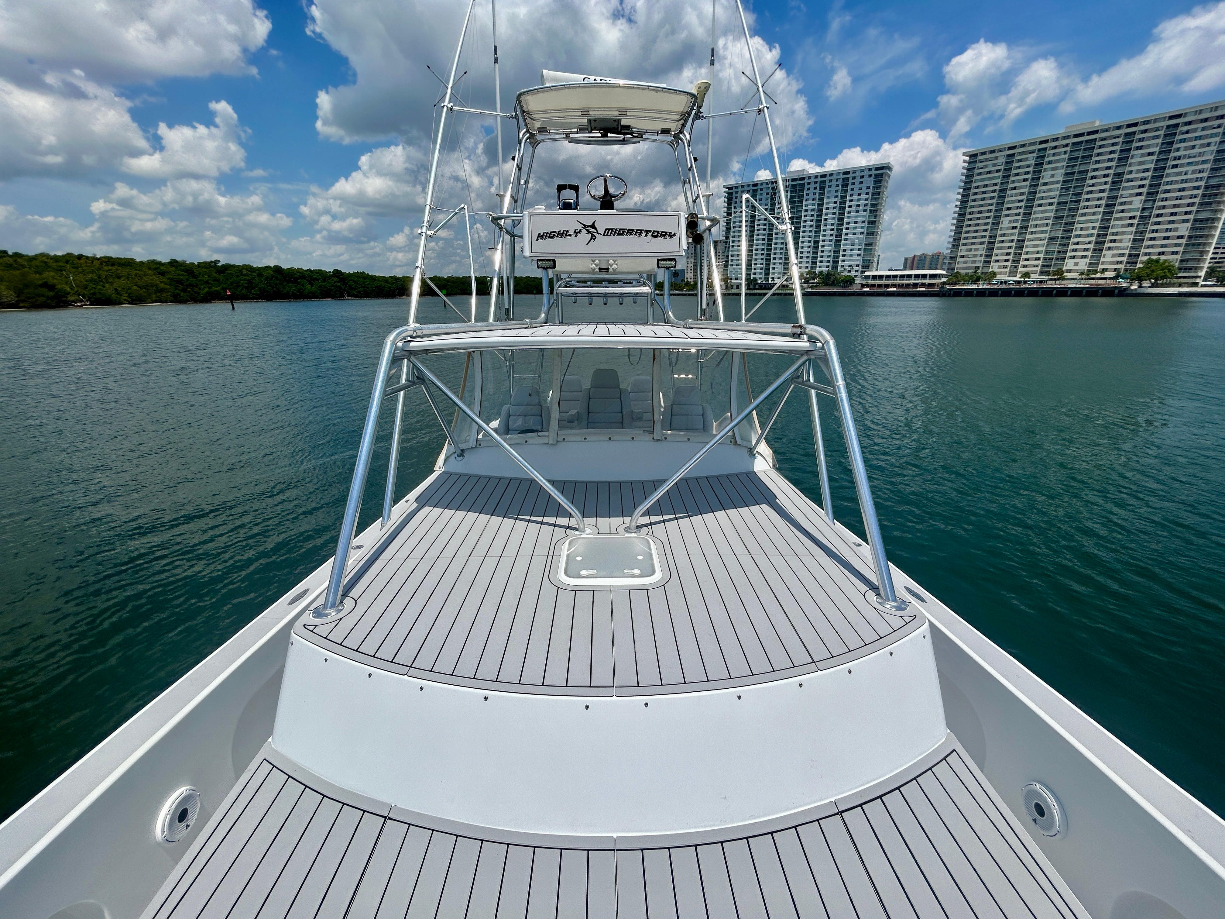 Chesapeake-53 Center Console 2017-Highly Migratory FL-US-9795522 | Thumbnail