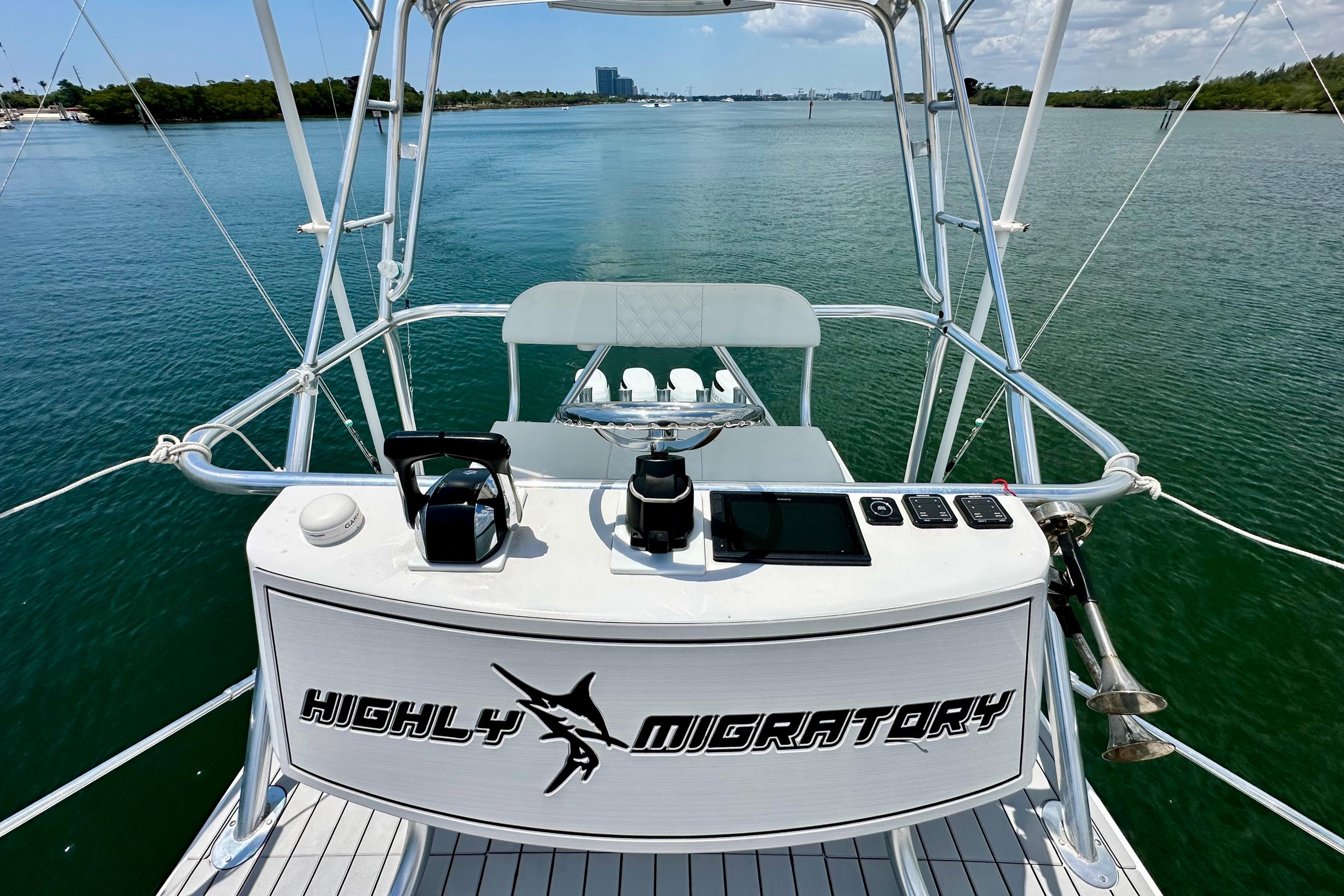 Chesapeake-53 Center Console 2017-Highly Migratory FL-US-9795522 | Thumbnail