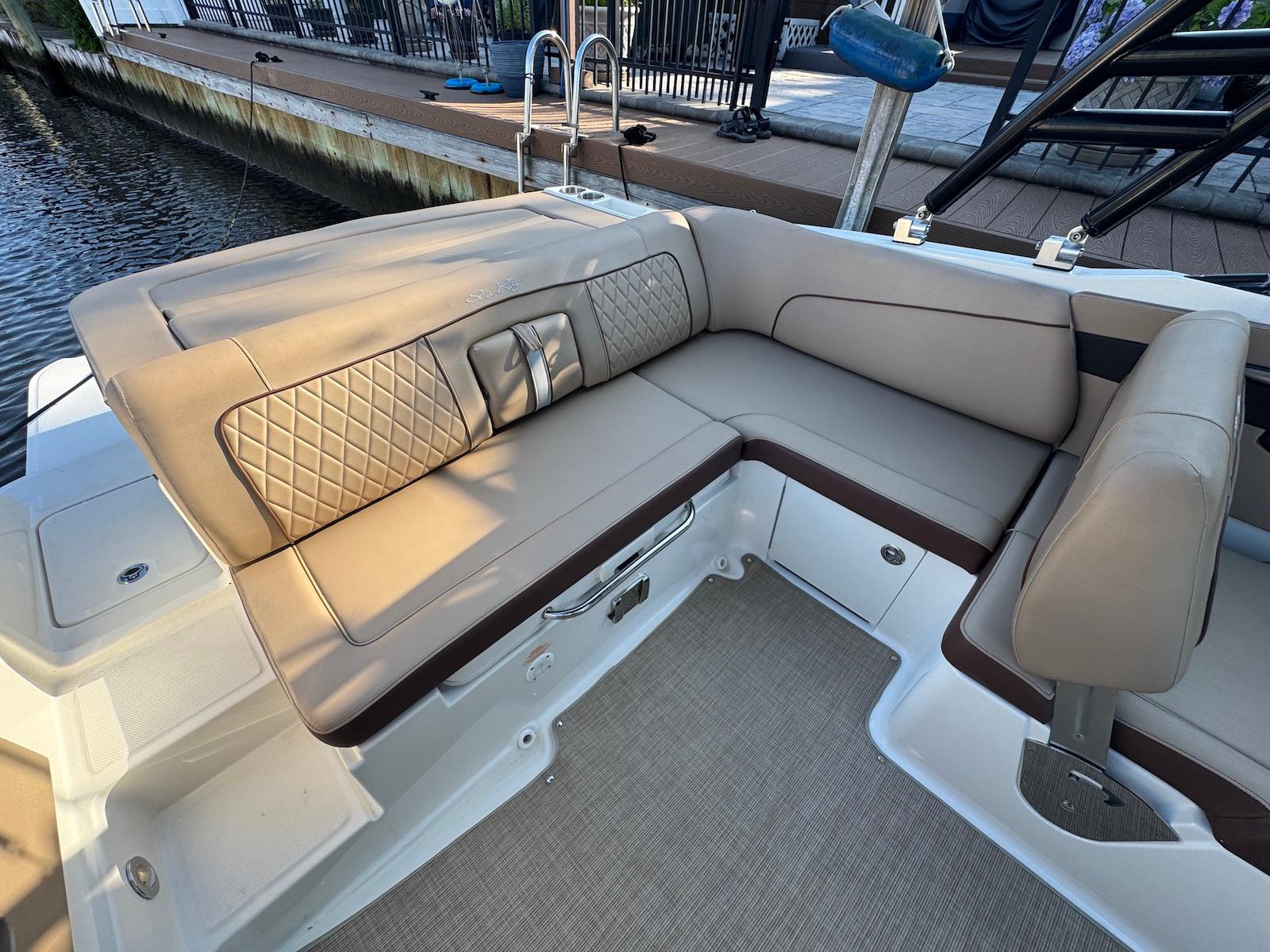 NY 9847 DW Knot 10 Yacht Sales NY 9847 DW Knot 10 Yacht Sales