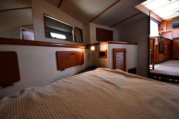 34' Tollycraft, Listing Number 100916696, - Photo No. 34