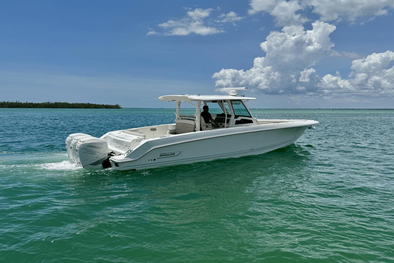 2018-boston-whaler-380-outrage-power-9825530-982299653-0-120620251135-18