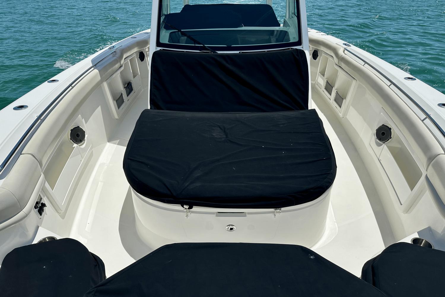 2018-boston-whaler-380-outrage-power-9825530-982299655-0-120620251135-54