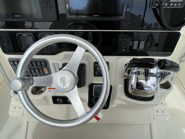 33' Hydra-Sports, Listing Number 100913132, - Photo No. 15