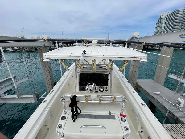 33' Hydra-Sports, Listing Number 100913132, Image No. 18