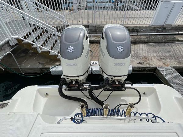 33' Hydra-Sports, Listing Number 100913132, Image No. 30